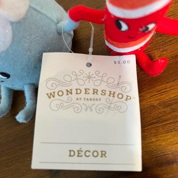 Target 2023 Wonderland Candy Cane & Gundrop - Picture 3 of 4